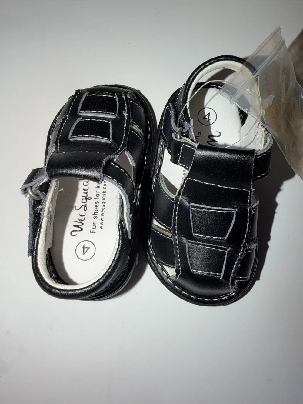 NWT Wee Squeak Black Leather Squeaker Fisherman Sandals | Toddler Size 4